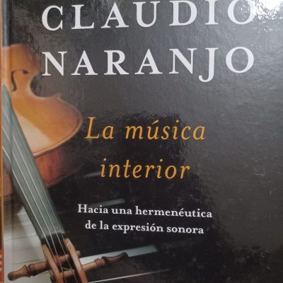 Barybook C15. La música interior Claudio Naranjo. La llave   Estado del lote: Muy Bueno (nuevo o como nuevo, sin señales de uso)