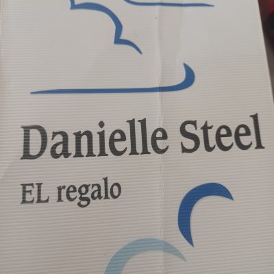 Barybook C5      El Regalo Daniel steel plaza y janes Libros Nuevos – Literatura – Narrativa –  Estado del lote: Normal (con señales de uso normal)